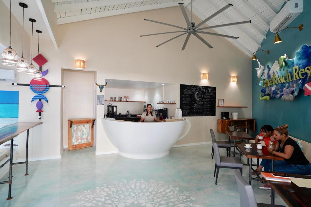 Gecko House Hotel Уест Енд Екстериор снимка